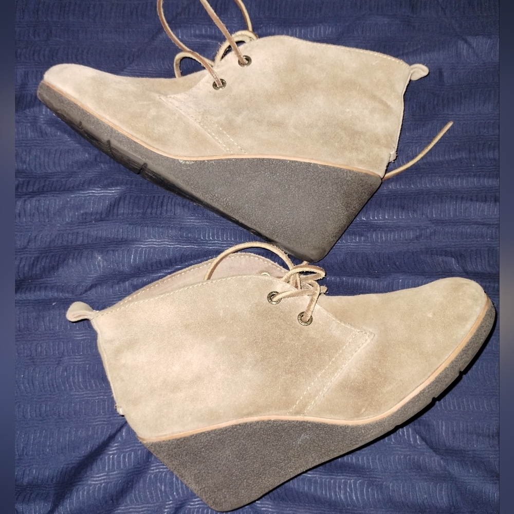 Sperry Top Sider 9m wedge ankle booties